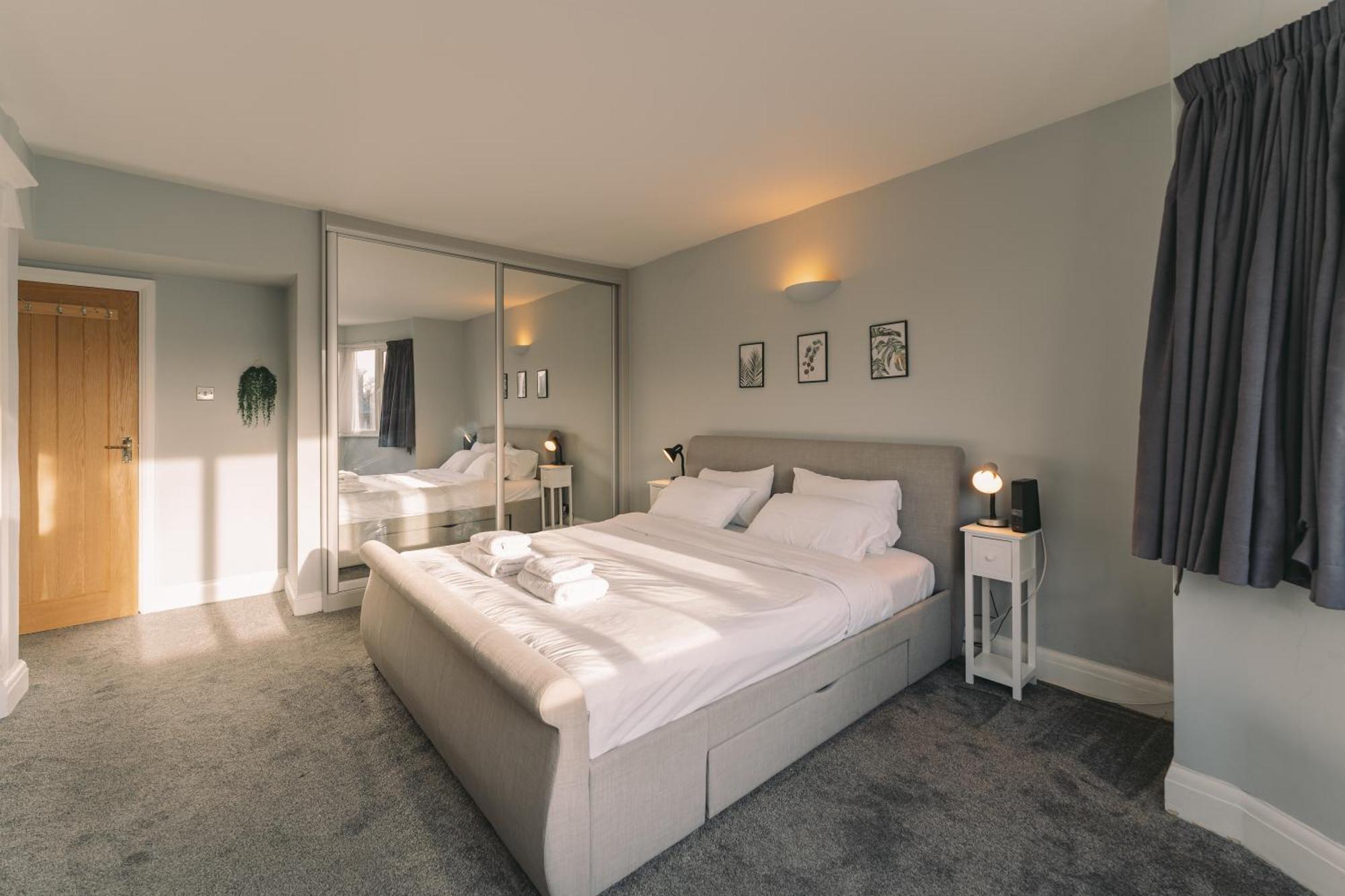Apartament Modern Flat By The Underground. Londyn Zewnętrze zdjęcie